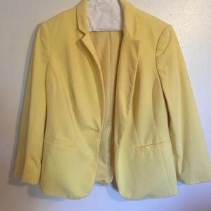 Limited Women’s Blazer.
